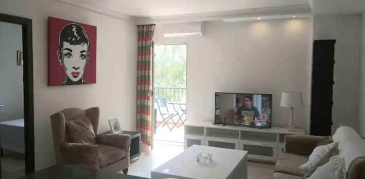 Апартаменты Apartamento En La Milla De Oro, A 100M De La Playa Марбелья Экстерьер фото